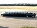На выставке миллионеров в Амстердаме представлен самый роскошный автобус в мире, способный разгоняться до 250 км/ч (ВИДЕО)