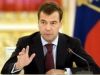 Новость : Медведев признался,что ездит за рулем самостоятельно