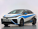 Toyota построила водородный седан для гонщиков